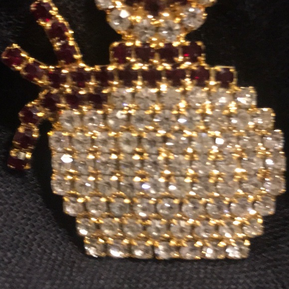 **3 for $15** Christmas Snowman Brooch - Picture 4 of 4